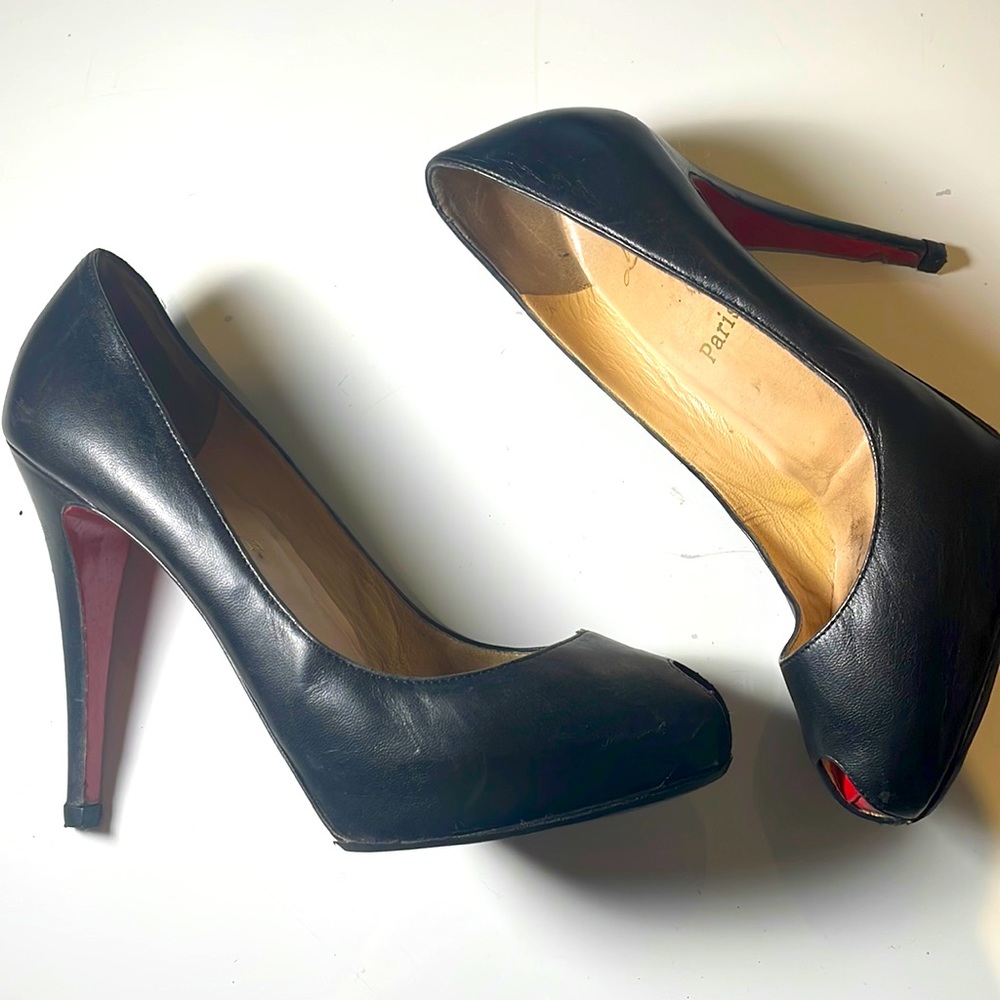christian louboutin size 8